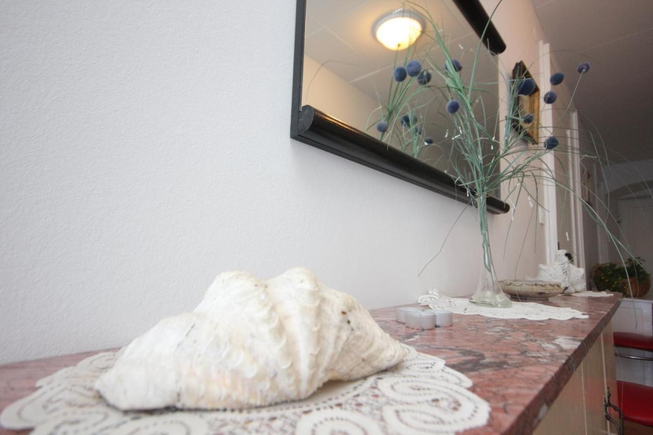 Apartments And Rooms By The Sea Komiza, Vis - 2431 Exterior foto